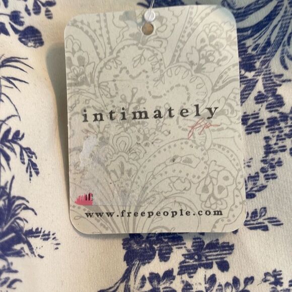 Free People Intimately Prairie Rose Bodysuit Ivory Blue Toile Print Puff Sleeve - Picture 7 of 10